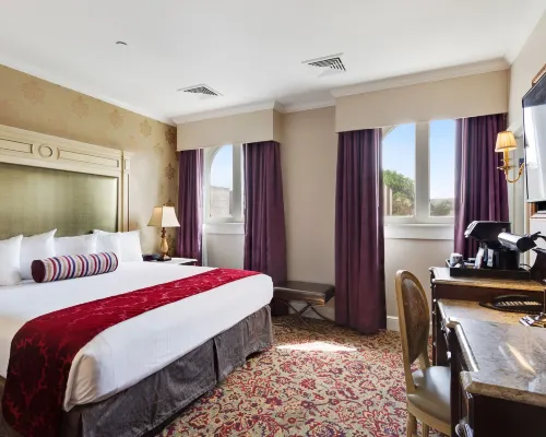 Prince Conti Hotel French Quarter テニス・コンプレックス周辺のホテル