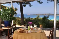 Domaine de Saint Pierre Hotels in Cargese