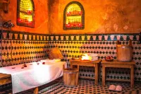 ริยาด ซามาน เฟซ - บูทีค & สปา