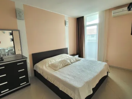 大石酒店第一線