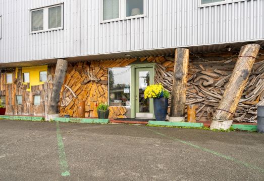 쿱쿠지악 인의 간결한 객실 내부