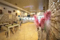 Hotel Murati - Breakfast