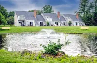 Stoweflake Mountain Resort & Spa Hotels in der Nähe von Notchbrook Condominiums