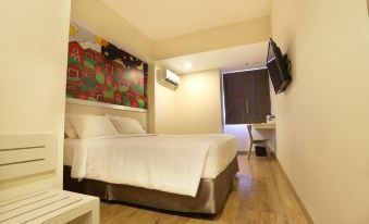 Nite & Day Batam Jodoh Square