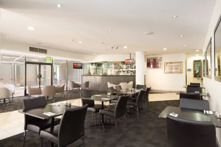 Riverside Hotel Southbank Отели рядом с достопримечательностью «Griffith University Art Gallery»