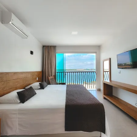 Riviera Capitólio Hotel โรงแรมในคาปิโตลิโอ