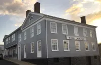 Hotel Laurance Hotels in Luray