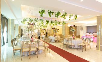 Lenox Hotel