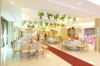 Lenox Hotel Hotels in Binmaley