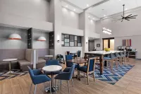 Hampton Inn & Suites Pensacola I-10 North at University Town Plaza