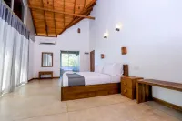 Somerset Mirissa Eco Hotels near Whale watching Mirissa with Geeth