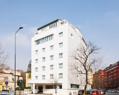 Hotel Morfeo Hotels near مونتيه ستيلا