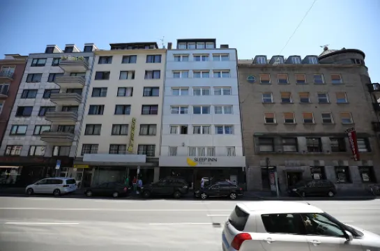 杜塞道夫斯利普酒店