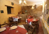 A Taverna Intru U Vicu Hôtels à : Belmonte Calabro