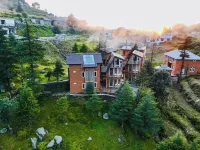 Wow Stayz2 Ashoka Grand - Bergblick