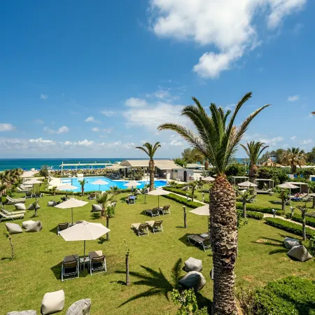 Marinos Beach Hotel