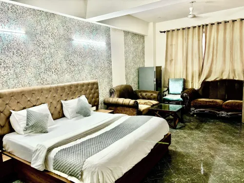Hotel Pushpanjali - Inns