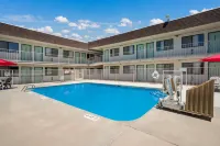 Motel 6 Grand Junction CO - piscina