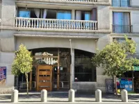 Luna Suite Departamentos - parking