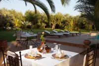 Villa le Perroquet Bleu - สระว่ายน้ำส่วนตัว