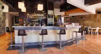 Hotel Apartamentos Dabarca Hotels in Poio