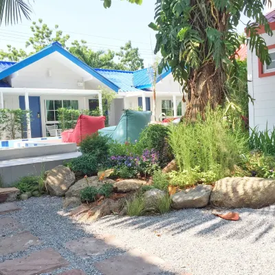 Zea Za Bungalow Hotels near Suan Son Pradipat Beach