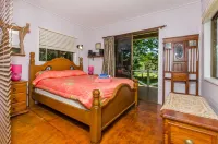 Epiphyte B & B