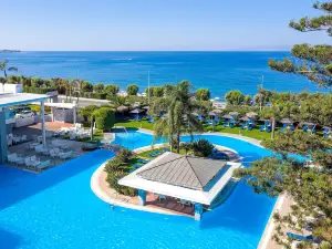 Oceanis Beach Hotel