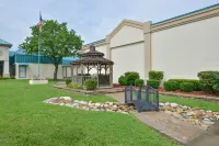 Days Inn by Wyndham Pittsburg KS