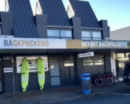 Mount Backpackers Hotels near Tauranga Airport