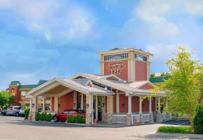Grand Country Waterpark Resort Hotel dekat Branson Convention Center