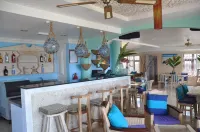 Le Relax Beach House - bar