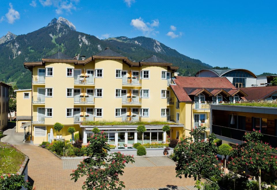 hotel overview picture
