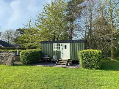 Dawn Chorus Holidays Hotels in Wheatacre