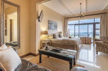 Alkantmooi Private Nature Reserve - Keursee Отели в г. Кеурбоомстран