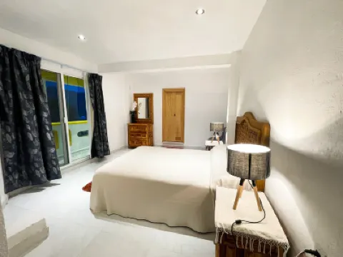 Hospedaje El Mesón de La Luna - Adults Only Các khách sạn ở 