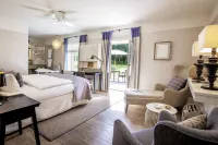 Weissenhaus Private Nature Luxury Resort Các khách sạn ở 