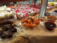 Hotel Rodes - Breakfast