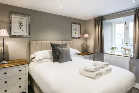 The Lodge @ Carus Green Отели рядом с достопримечательностью «Квакер Тапестри Музеум»