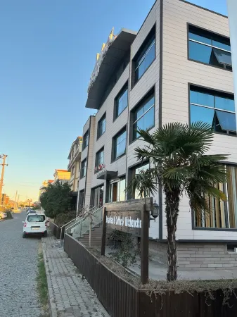 Akcayhan Hotel Отели в г. Эдремит-Корфез