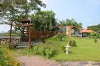 Lang Noi Tan Lap Hotel Hotels in 
