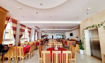 Ngoc Hanh Beach Hotel