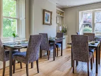 Lorne House Bed & Breakfast Hotels in Box
