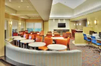 Hawthorn Suites by Wyndham Erie Hotel a Summit Township