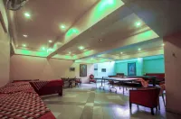 Quality Inn Regency, Nashik - فطور