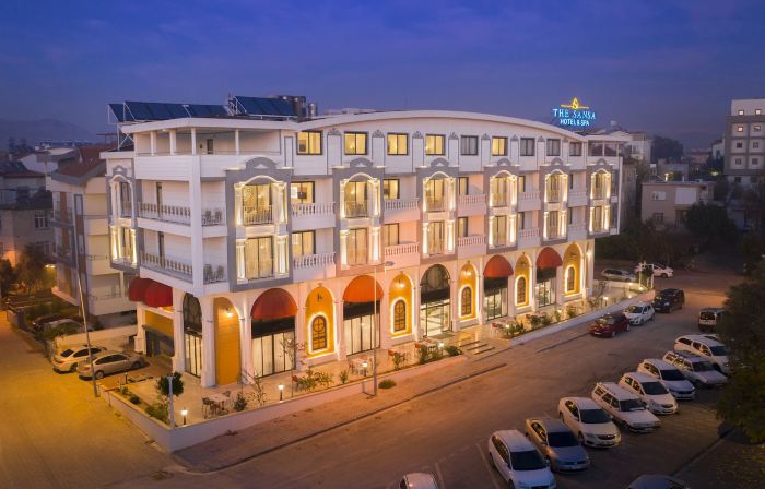 The Sansa Hotel & Spa