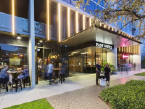 East Hotel and Apartments Hotels in Griffith