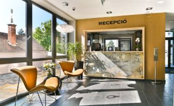 Onyx Luxury
