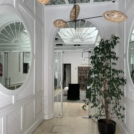 Hostal Hom Museo Отели рядом с достопримечательностью «Монастырь Ла-Картуха»