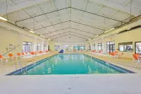 Hotel Gurnee - Pools